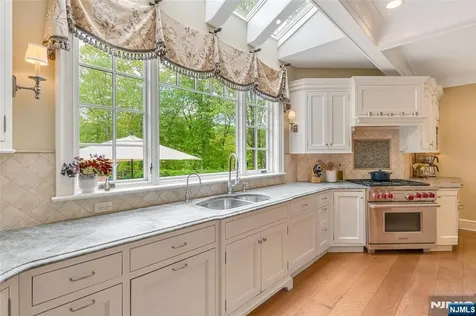 259 Indian Trail Drive Franklin Lakes NJ 07417
