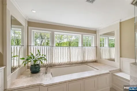 259 Indian Trail Drive Franklin Lakes NJ 07417