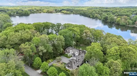 259 Indian Trail Drive Franklin Lakes NJ 07417