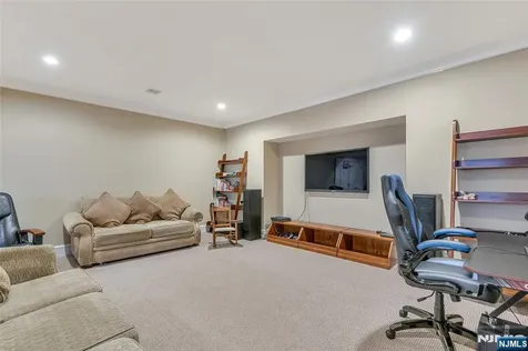 259 Indian Trail Drive Franklin Lakes NJ 07417