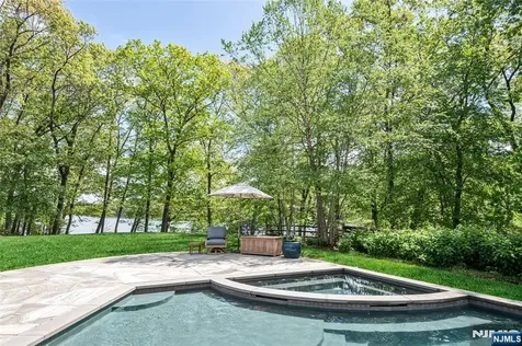 259 Indian Trail Drive Franklin Lakes NJ 07417