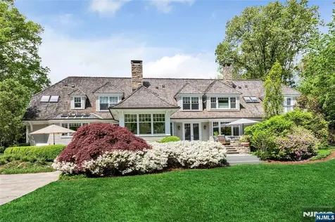 259 Indian Trail Drive Franklin Lakes NJ 07417