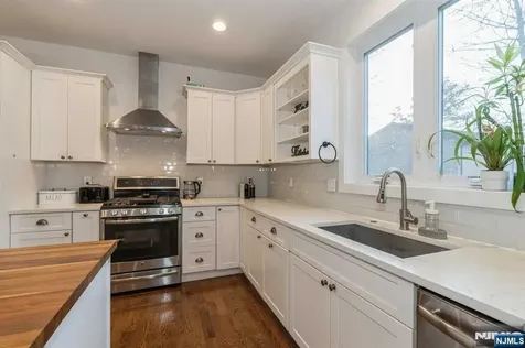 179 5th Street Cresskill NJ 07626