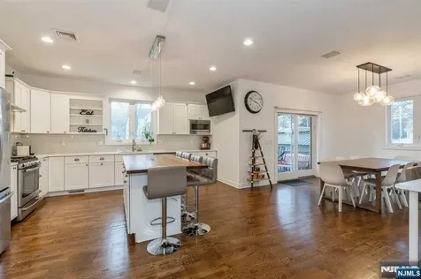 179 5th Street Cresskill NJ 07626
