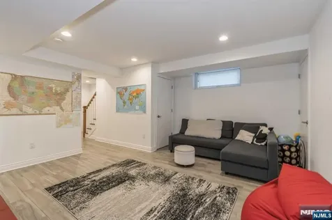 179 5th Street Cresskill NJ 07626