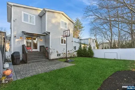 179 5th Street Cresskill NJ 07626