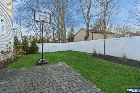179 5th Street Cresskill NJ 07626