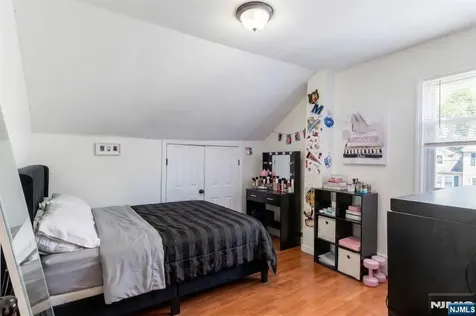 76 4th Street Paterson NJ 07522