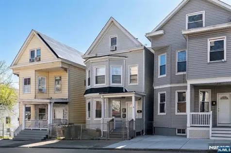 76 4th Street Paterson NJ 07522