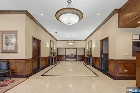 5 Horizon Fort Lee NJ 07024
