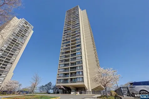 5 Horizon Fort Lee NJ 07024