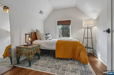 20 Edgewood Road Glen Ridge NJ 07028