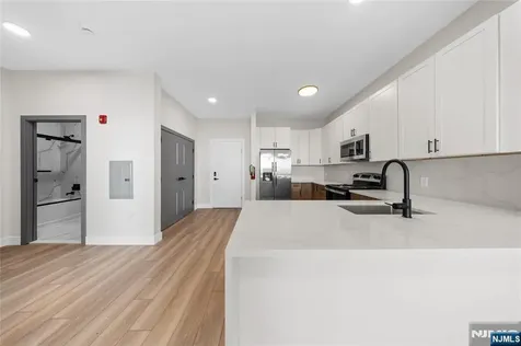87-89 Mary Paterson NJ 07503