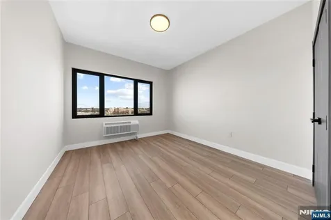 87-89 Mary Paterson NJ 07503