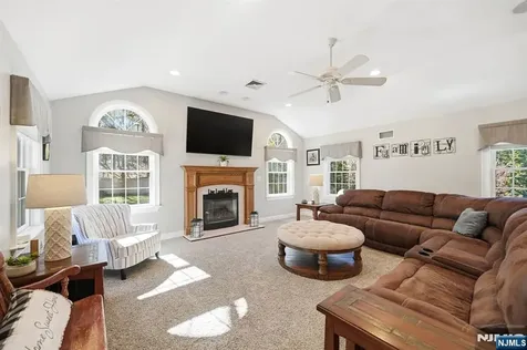 165 Page Drive Oakland NJ 07436