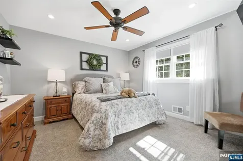 165 Page Drive Oakland NJ 07436