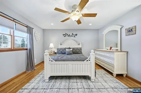 165 Page Drive Oakland NJ 07436