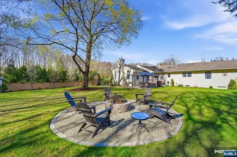 165 Page Drive Oakland NJ 07436