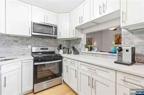 102 Morgan Place East Brunswick NJ 08816
