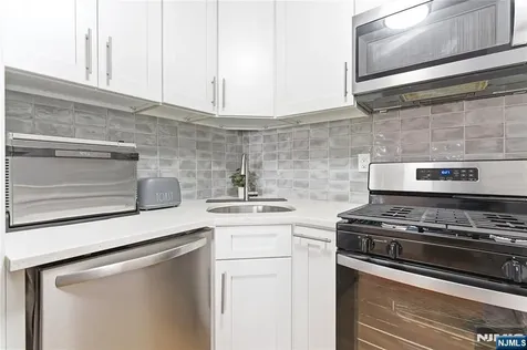 102 Morgan Place East Brunswick NJ 08816