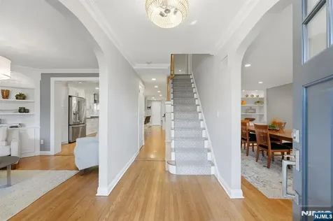 89 Surrey Lane Tenafly NJ 07670