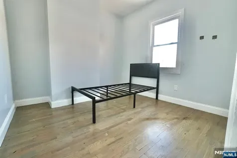 233 Bayview Avenue Jersey City NJ 07305
