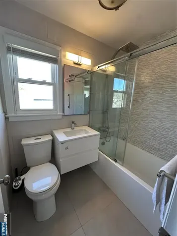 104 John Place Bergenfield NJ 07621