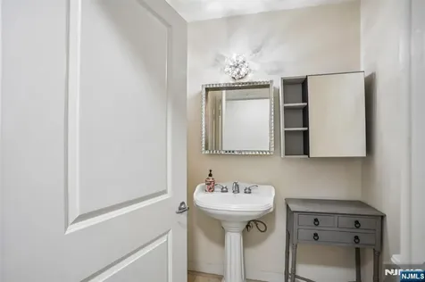 399 11th Street Palisades Park NJ 07650
