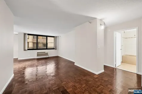 326 Prospect Avenue Hackensack NJ 07601