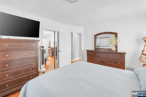 136 E Clinton Avenue Bergenfield NJ 07621