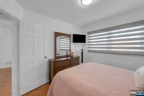 136 E Clinton Avenue Bergenfield NJ 07621