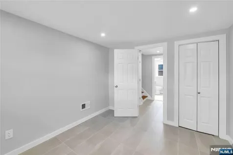 136 E Clinton Avenue Bergenfield NJ 07621