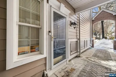 18 Lydia Drive Guttenberg NJ 07093