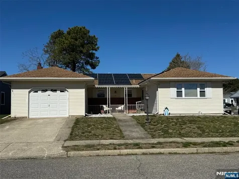 1 Ashcroft Lane Berkeley NJ 08757