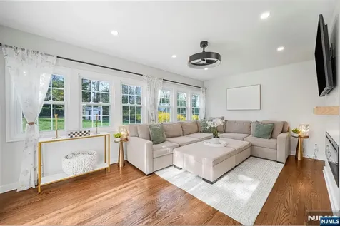 21 Joseph Place Wayne NJ 07470