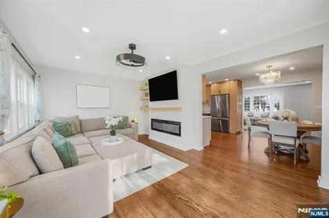 21 Joseph Place Wayne NJ 07470