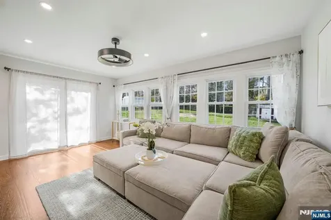 21 Joseph Place Wayne NJ 07470