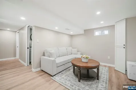 21 Joseph Place Wayne NJ 07470