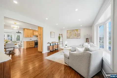 21 Joseph Place Wayne NJ 07470