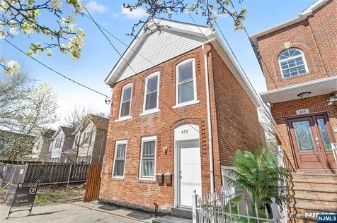 435 17th Street Newark NJ 07103