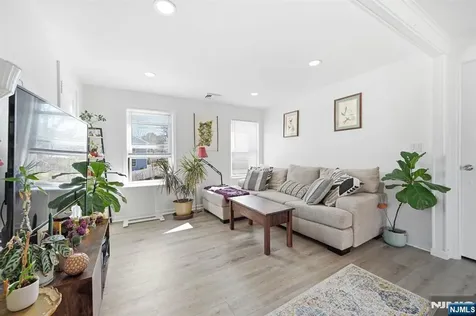 1 Pocahontas Street Morristown Town NJ 07960