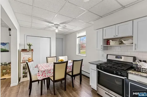 632 Chase Avenue Lyndhurst NJ 07071