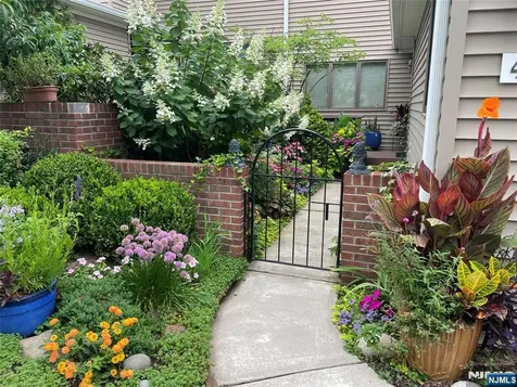 41 Litchult Lane Mahwah NJ 07430