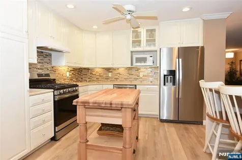41 Litchult Lane Mahwah NJ 07430