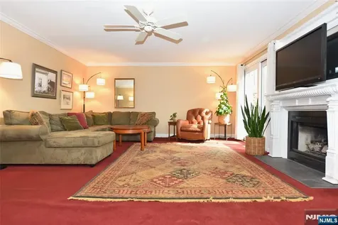 41 Litchult Lane Mahwah NJ 07430