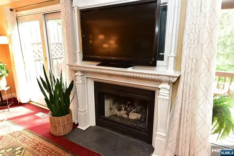 41 Litchult Lane Mahwah NJ 07430