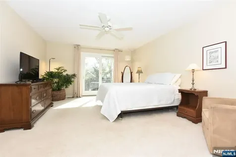 41 Litchult Lane Mahwah NJ 07430