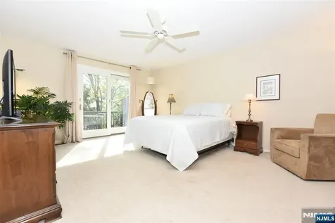 41 Litchult Lane Mahwah NJ 07430