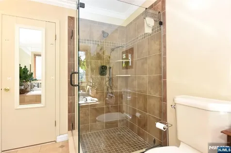 41 Litchult Lane Mahwah NJ 07430