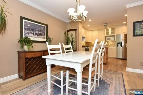 41 Litchult Lane Mahwah NJ 07430